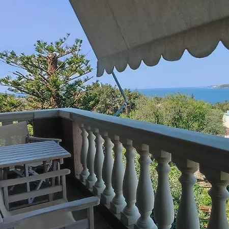 Niko Studios * Lassi (Kefalonia)