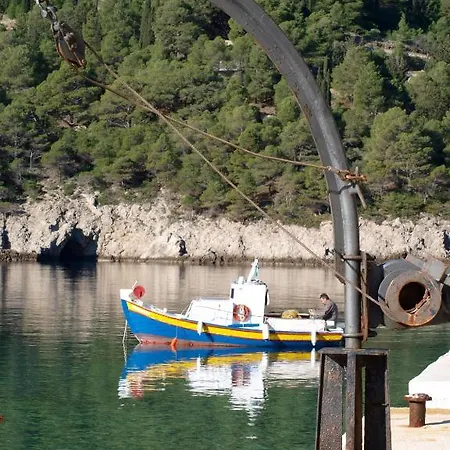 Niko Studios * Lassi (Kefalonia)
